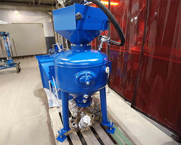 fritz_maschinen_druckstrahlgeblaese_Strahlhaus_600x480 fritz_maschinen_druckstrahlgeblaese_Strahlhaus