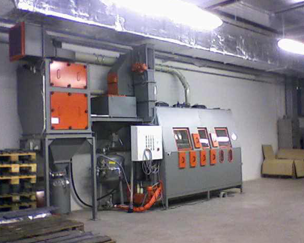 fritz_maschinen_druckstrahlkabinen_strahlanlage_fuer_langteile_600x480 Strahlanlage für Langteile erweiterbar zur Achs- und Rohrstrahlanlage